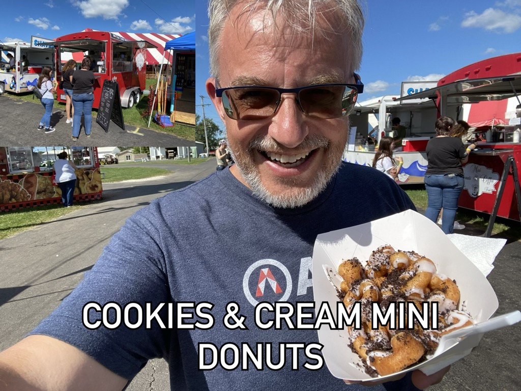 Cookies & cream mini donuts!